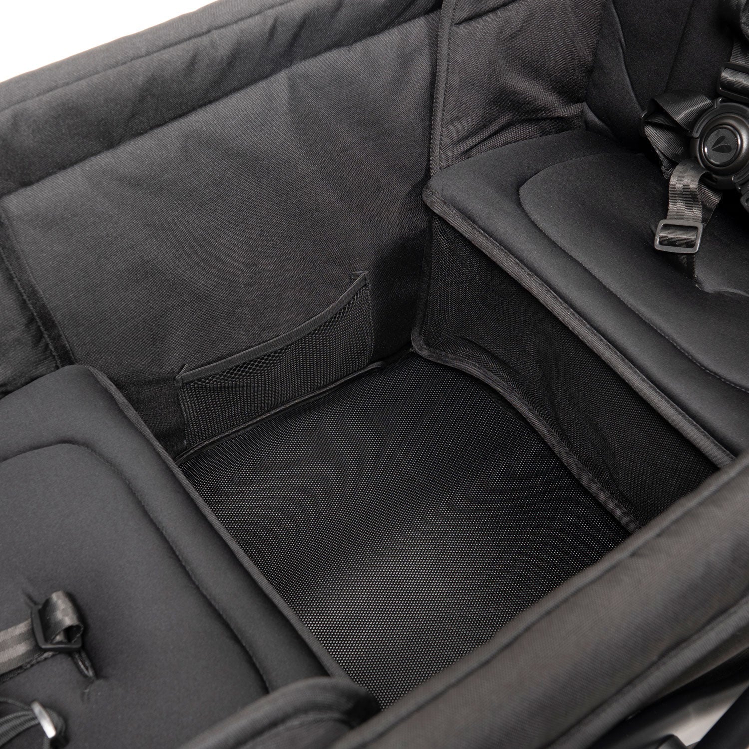 Caravan Coupe LTE L548