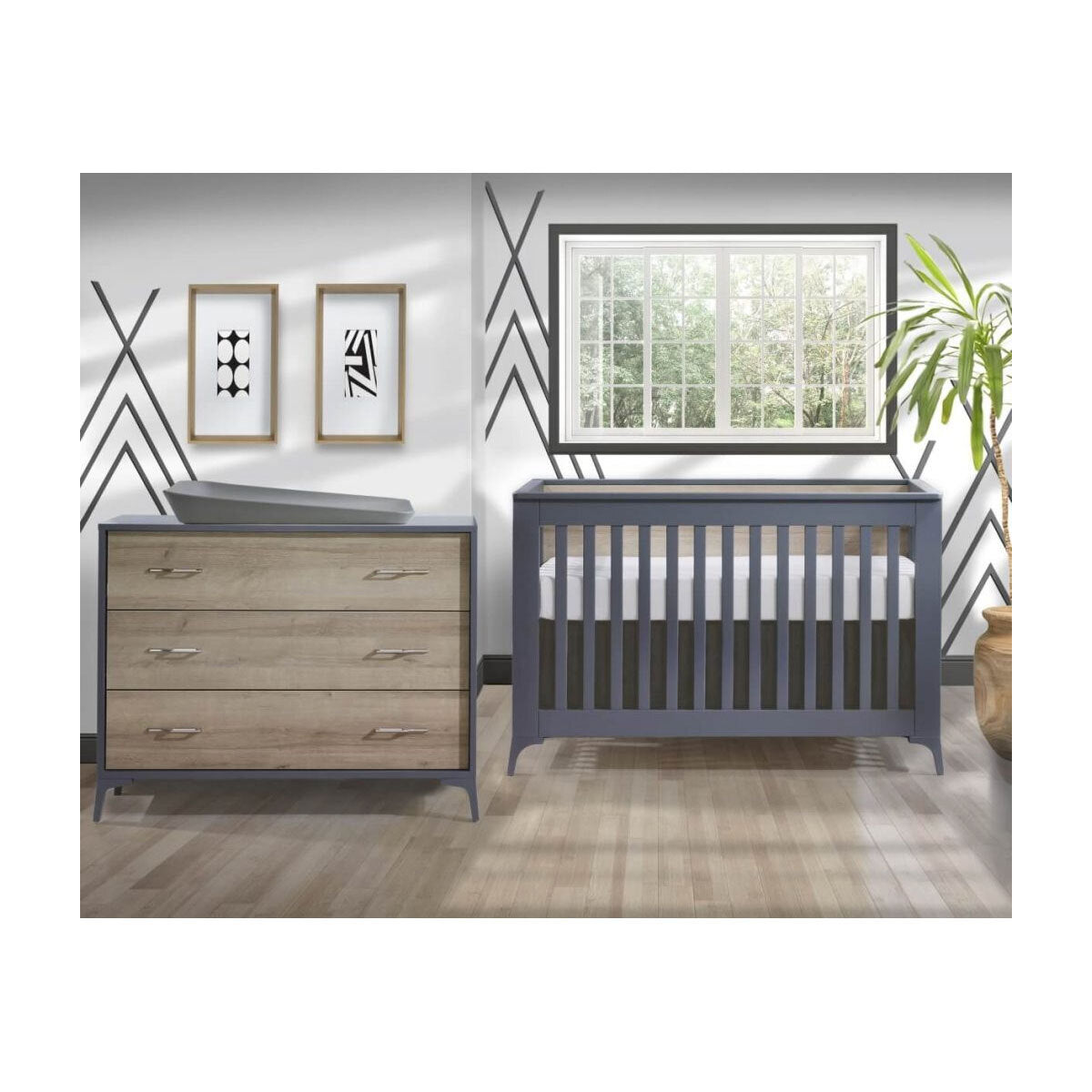 Convertible Crib and 3 Drawer Dresser Set O840