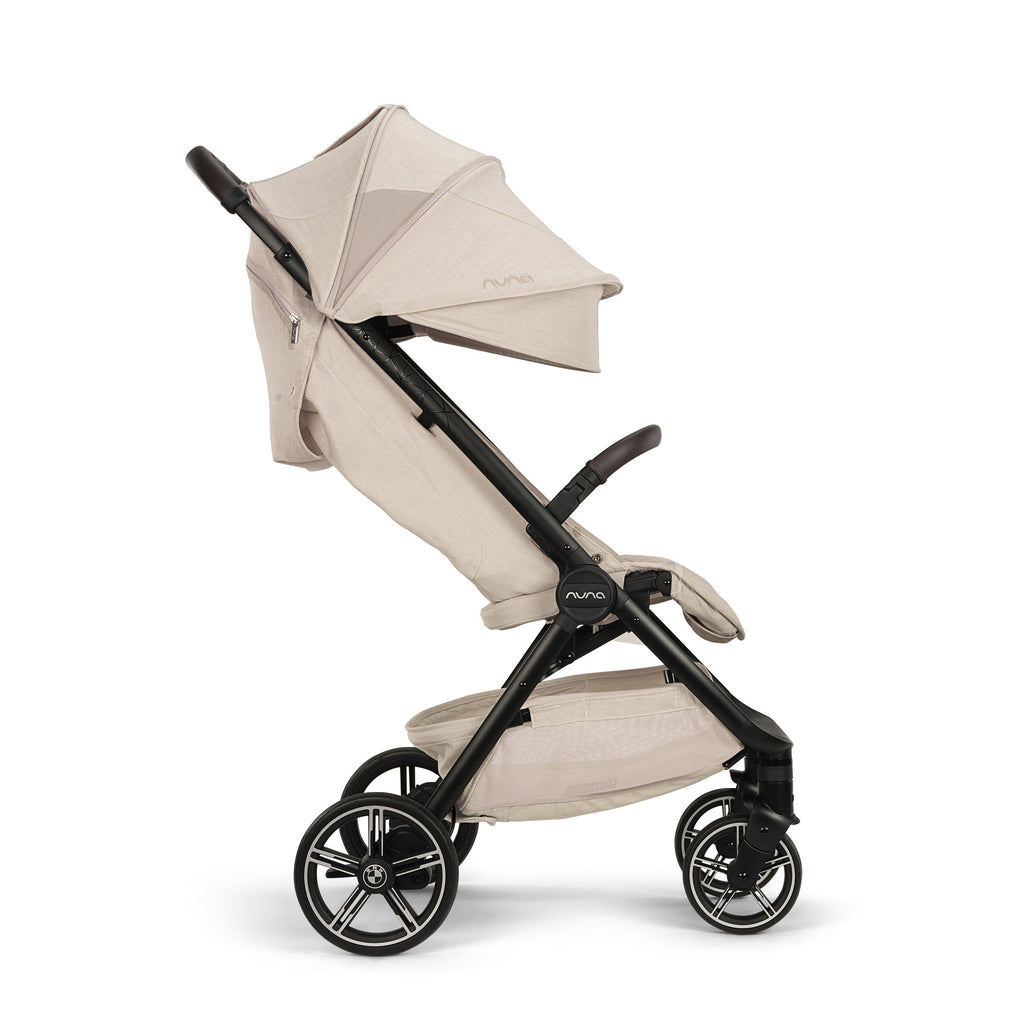 BMW Collection TRVL LX stroller in Mica T685