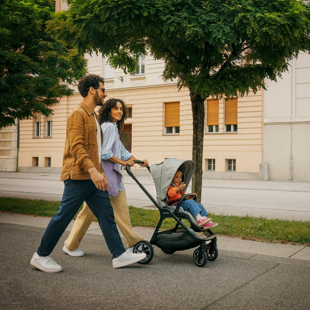 TRIV Next Stroller in Graphene U260