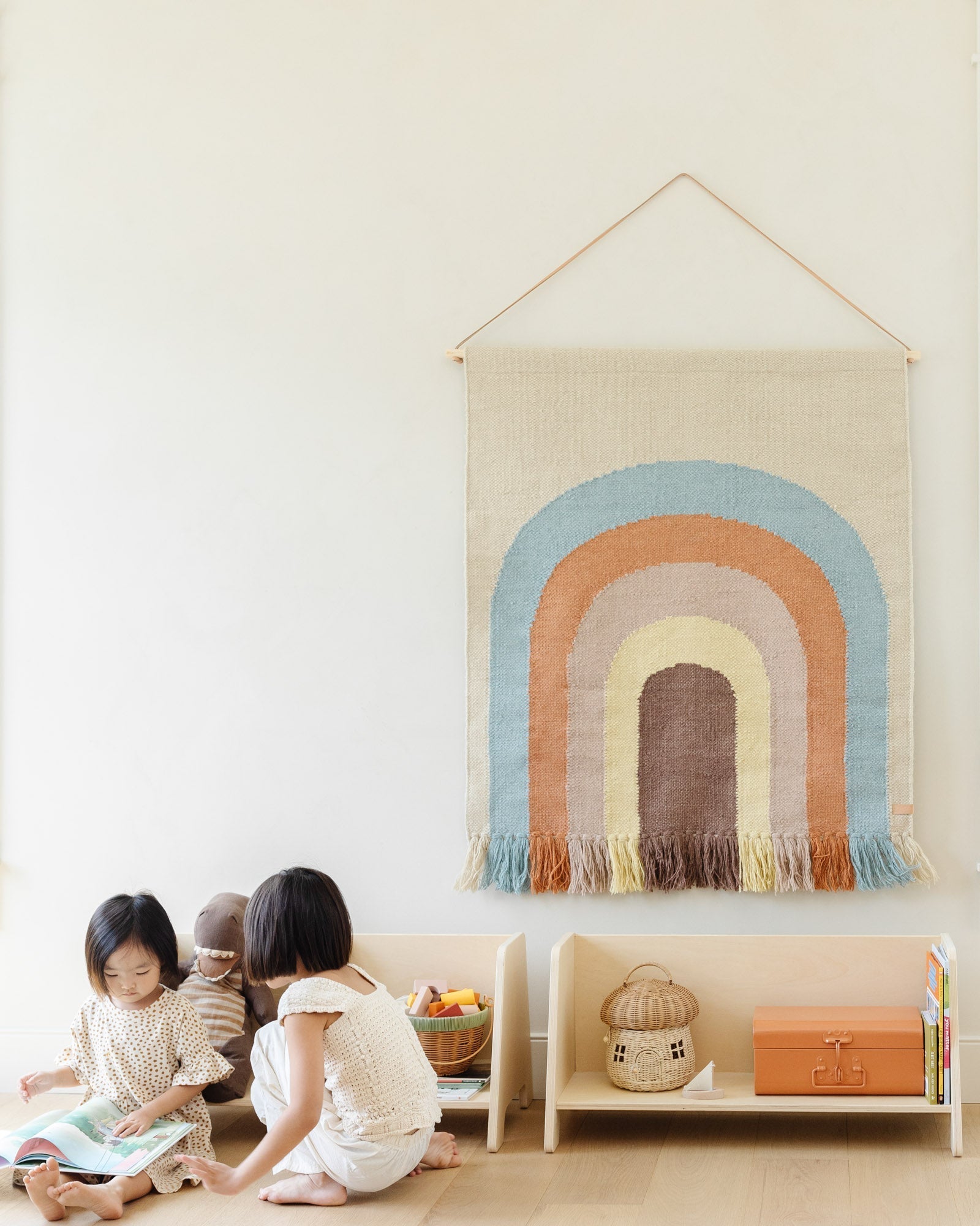 Montessori Toy Shelf C8992