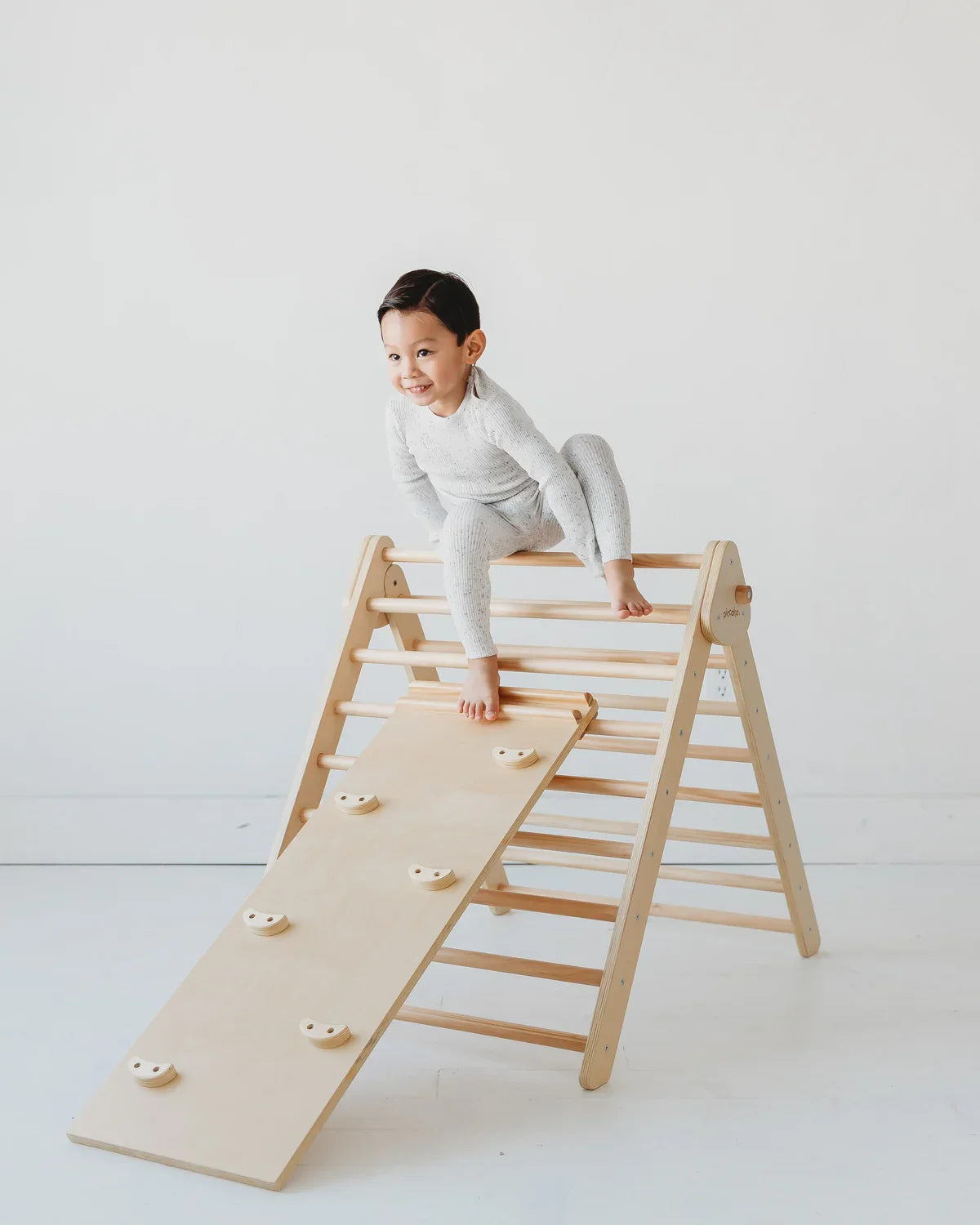 Pikler Triangle Set - Birch U800522