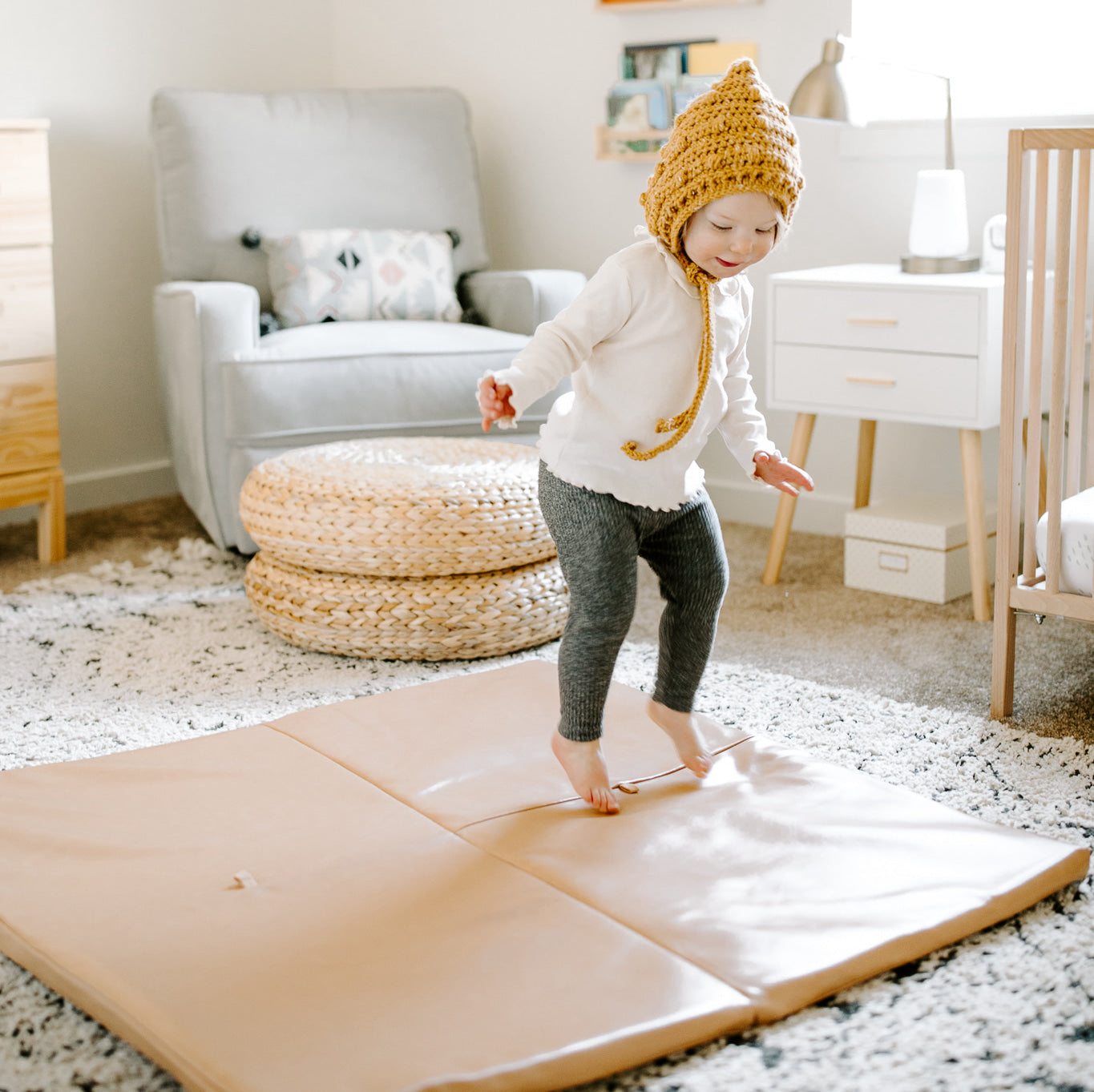 Kids Sand Vegan Leather Mat M42397