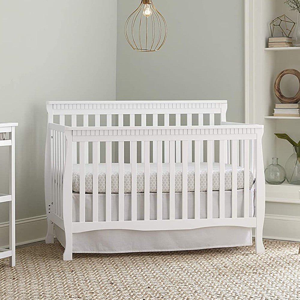 Convertible Crib in White L86015