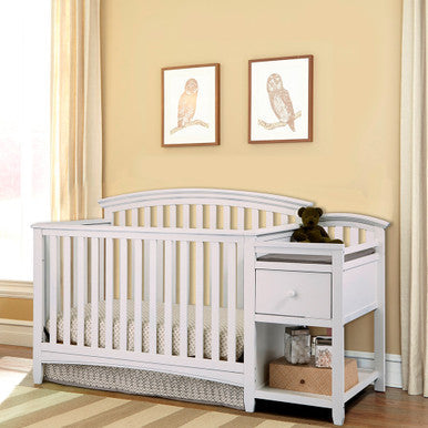 White Crib and Changer with Pad K800