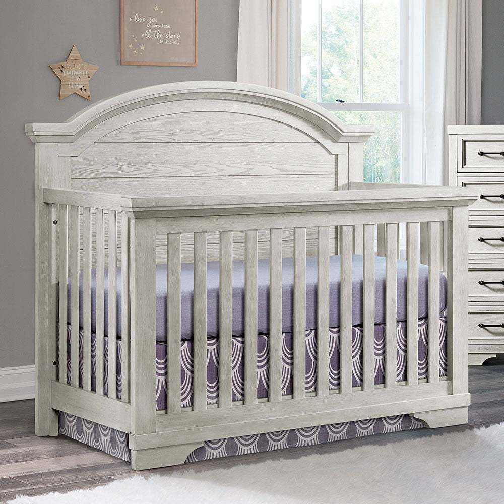 Arch Top Convertible Crib B606