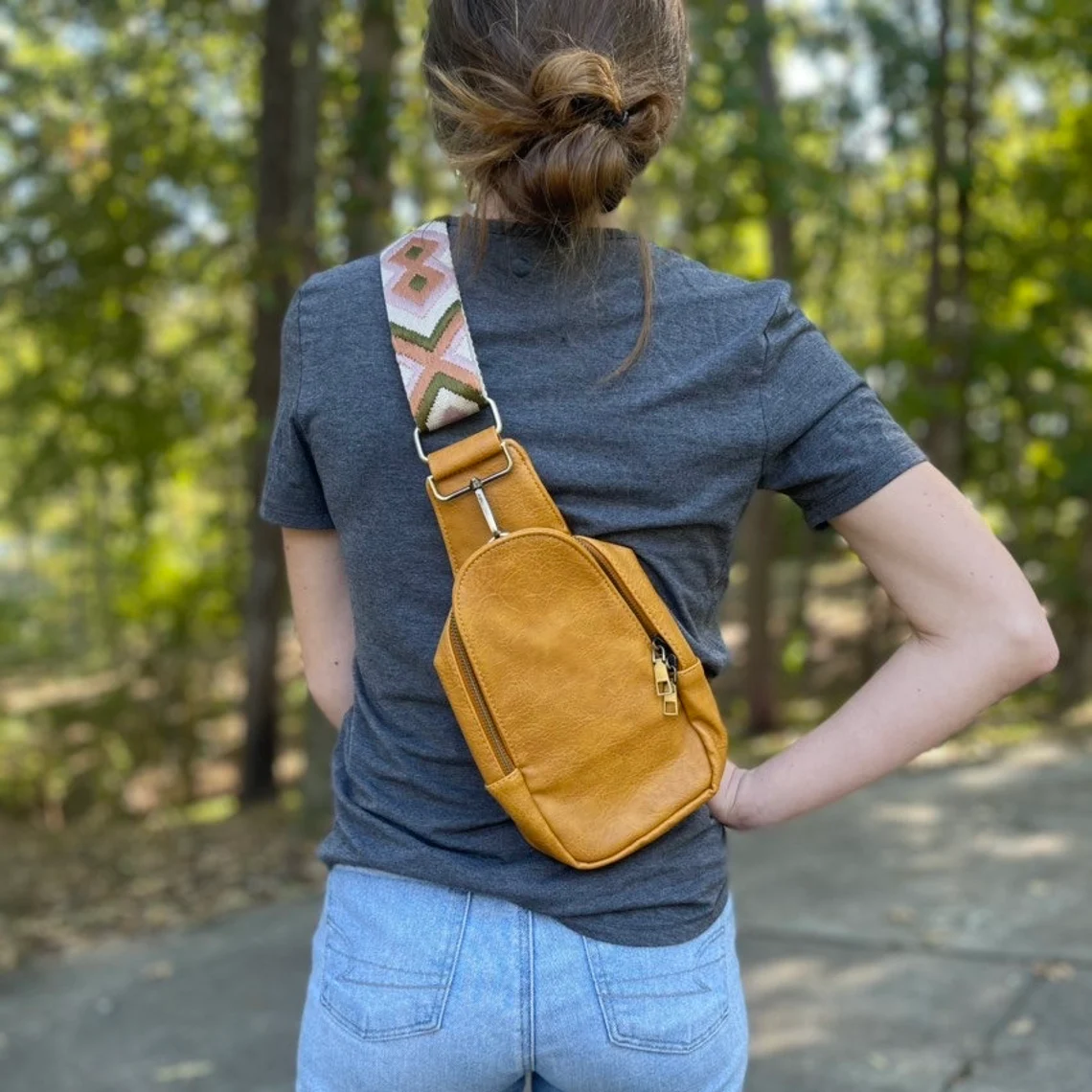 BOHEMIA SLING BAG 9"