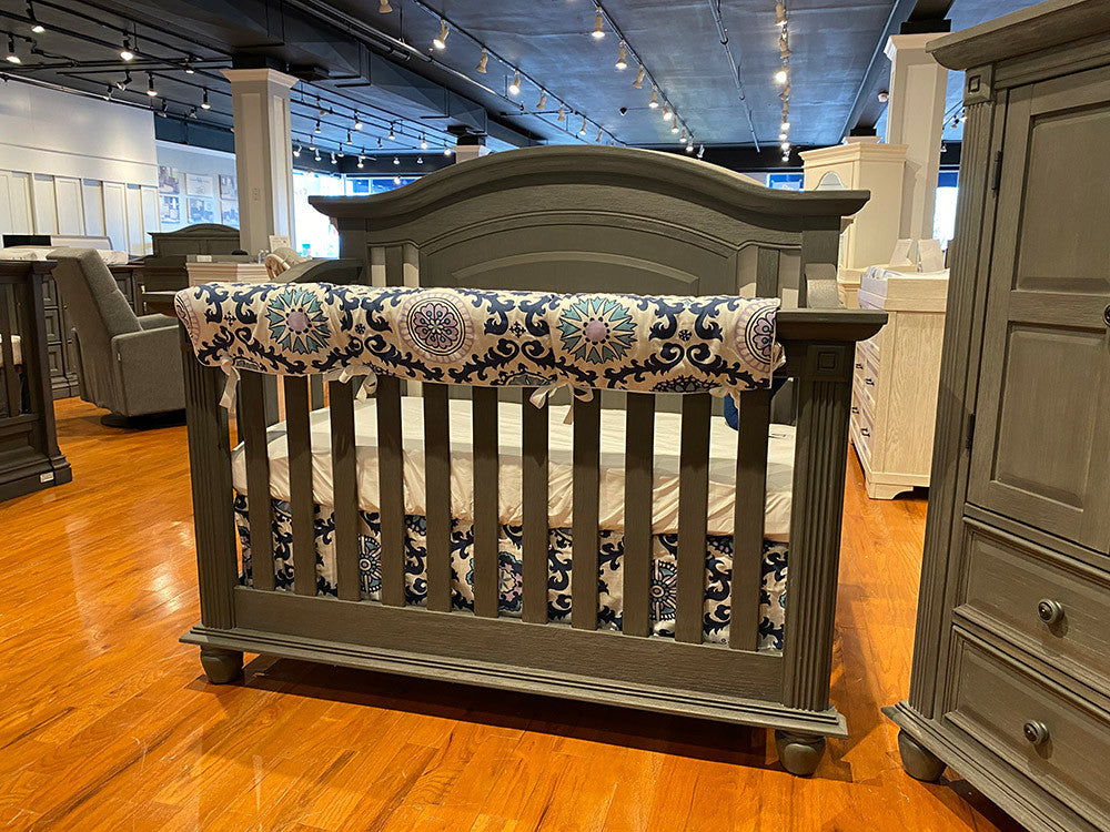4 in 1 Convertible Crib G854808