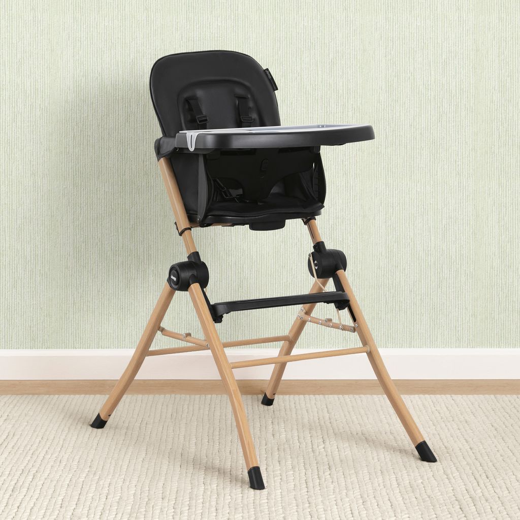 Compact Travel High Chair X8978