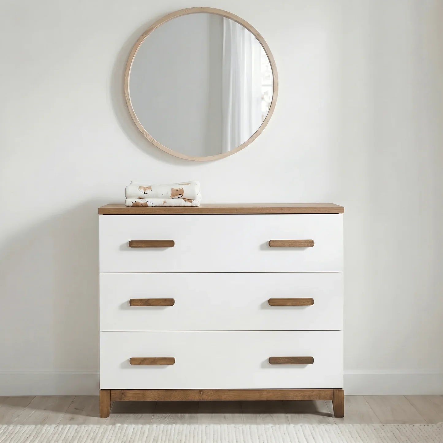 3-Drawer Dresser - White/Walnut H635