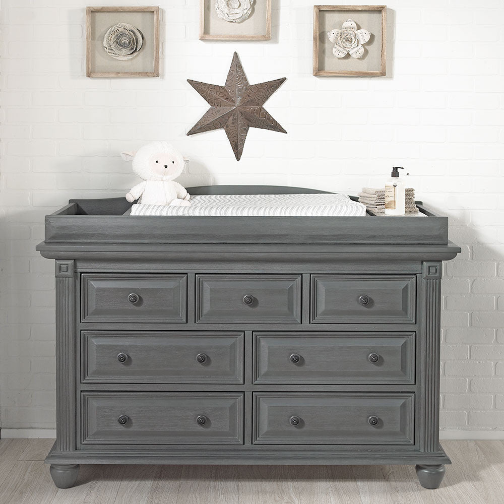 7 Drawer Dresser H633