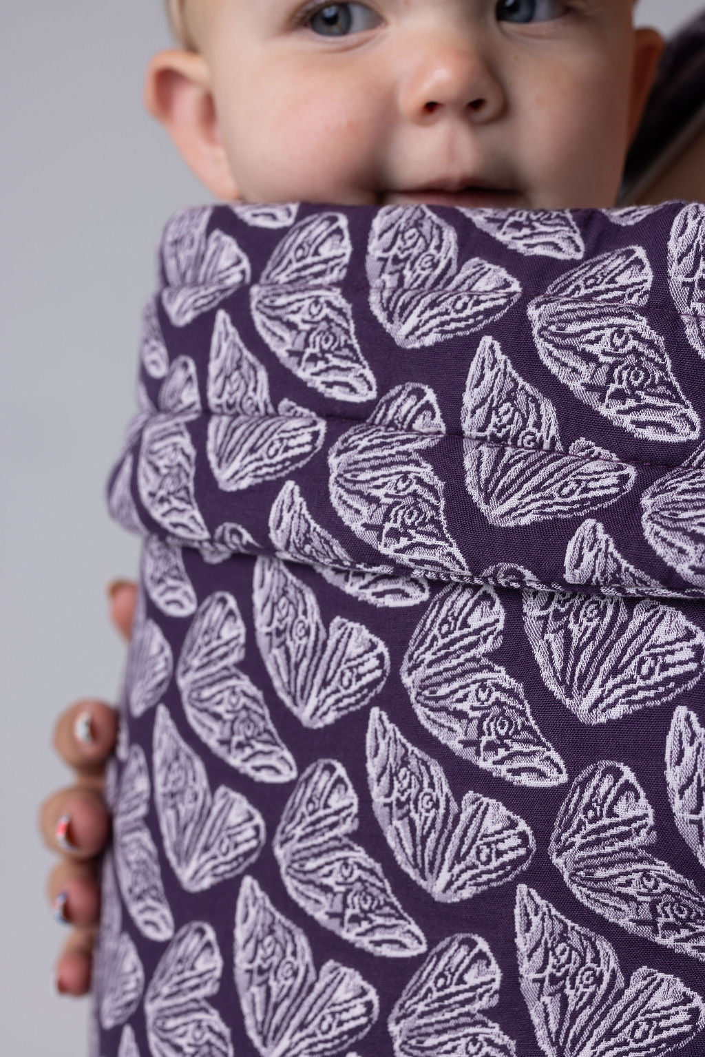Monarch Carrier - Violet Wings R8822