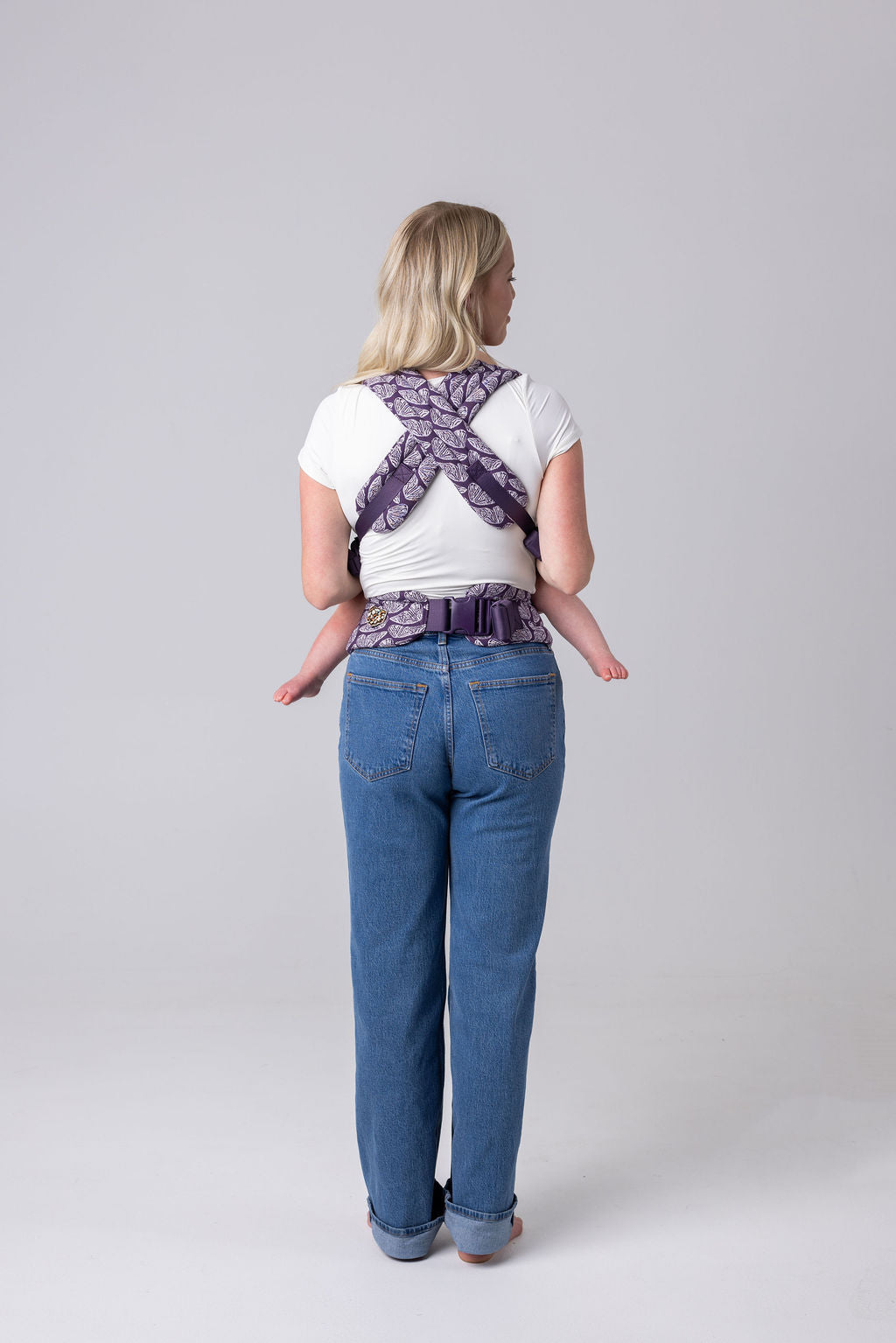 Monarch Carrier - Violet Wings R8822
