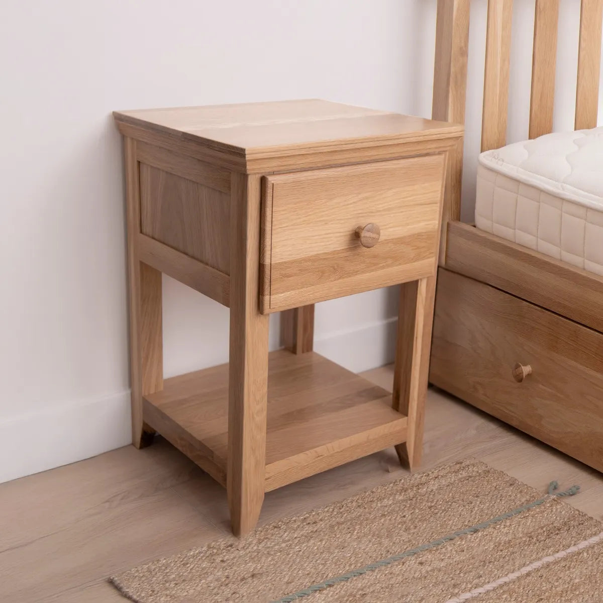 Oak Nightstand W625
