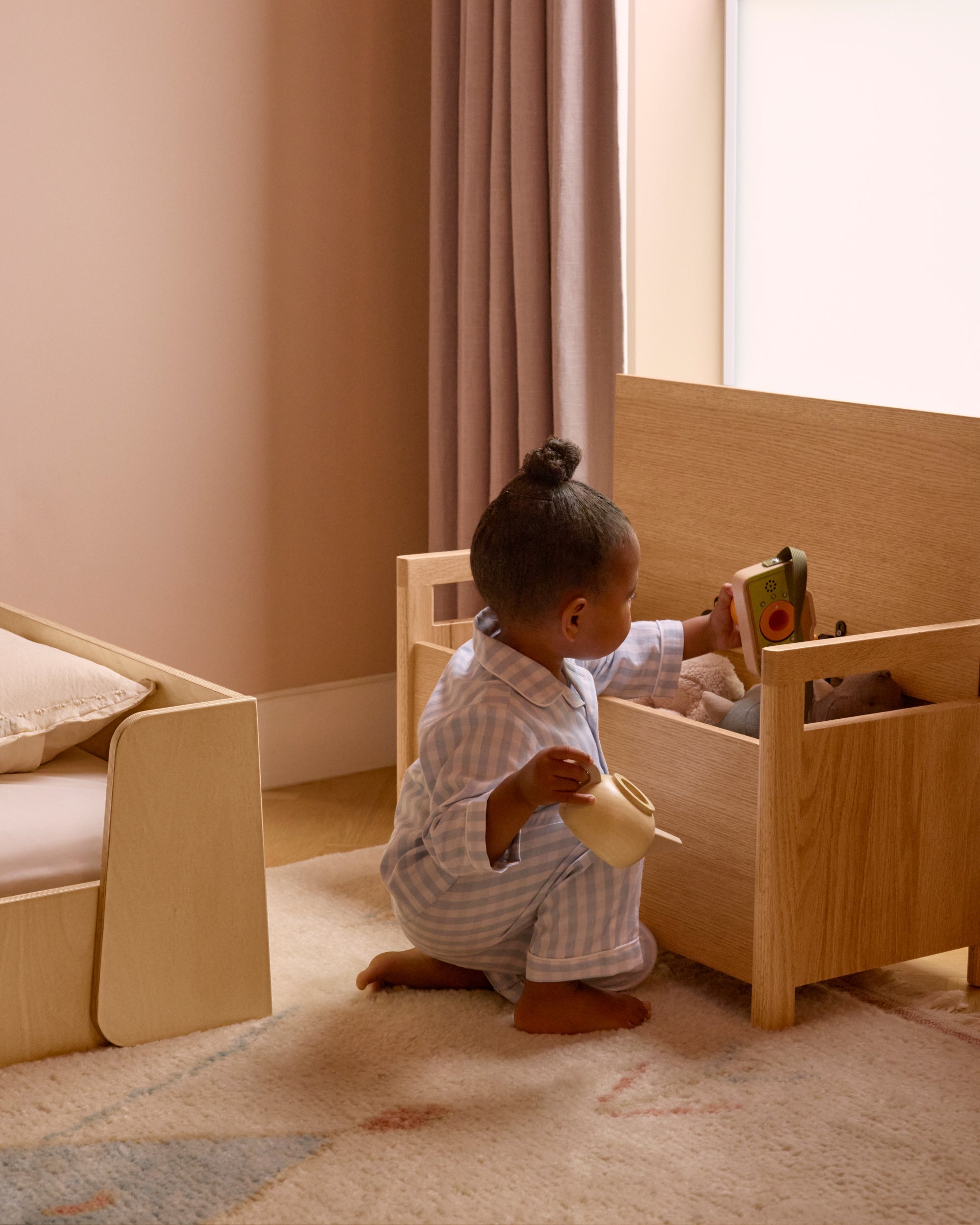 Toy Box - Oak V93661