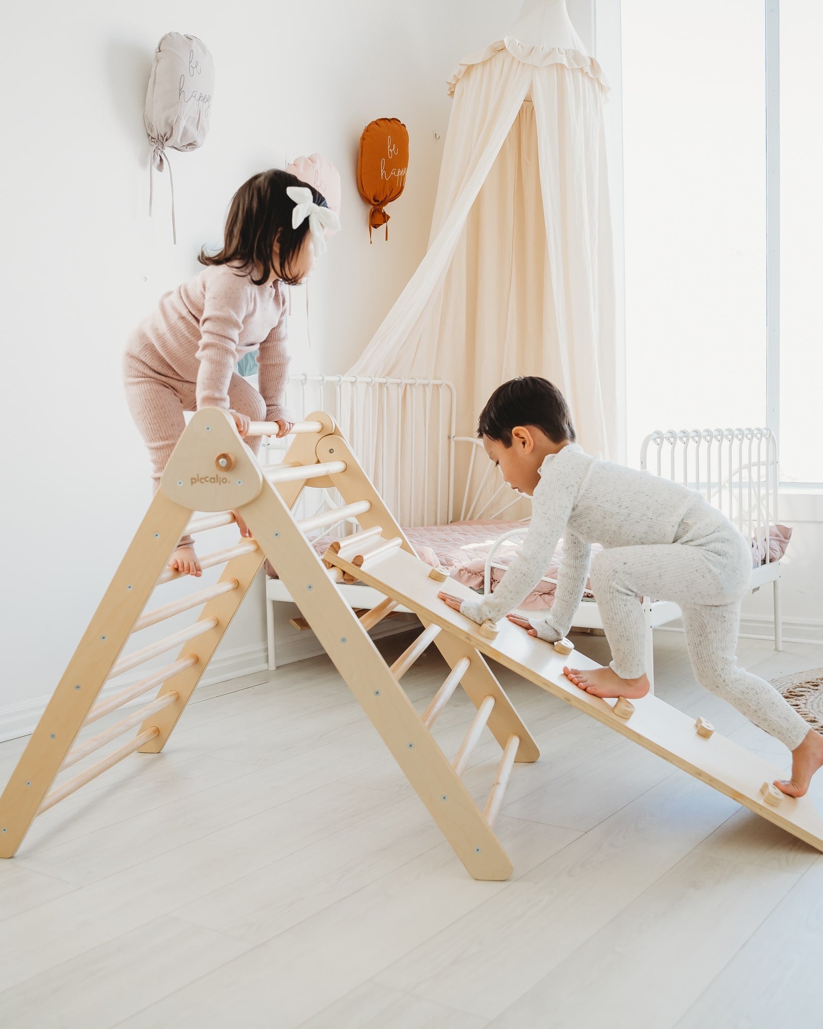 Pikler Triangle Set - Birch U800522