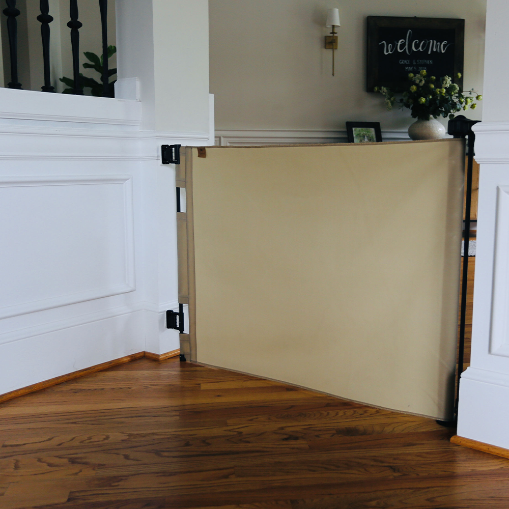 Oil Waxed Canvas Pet Safety Gate U292116