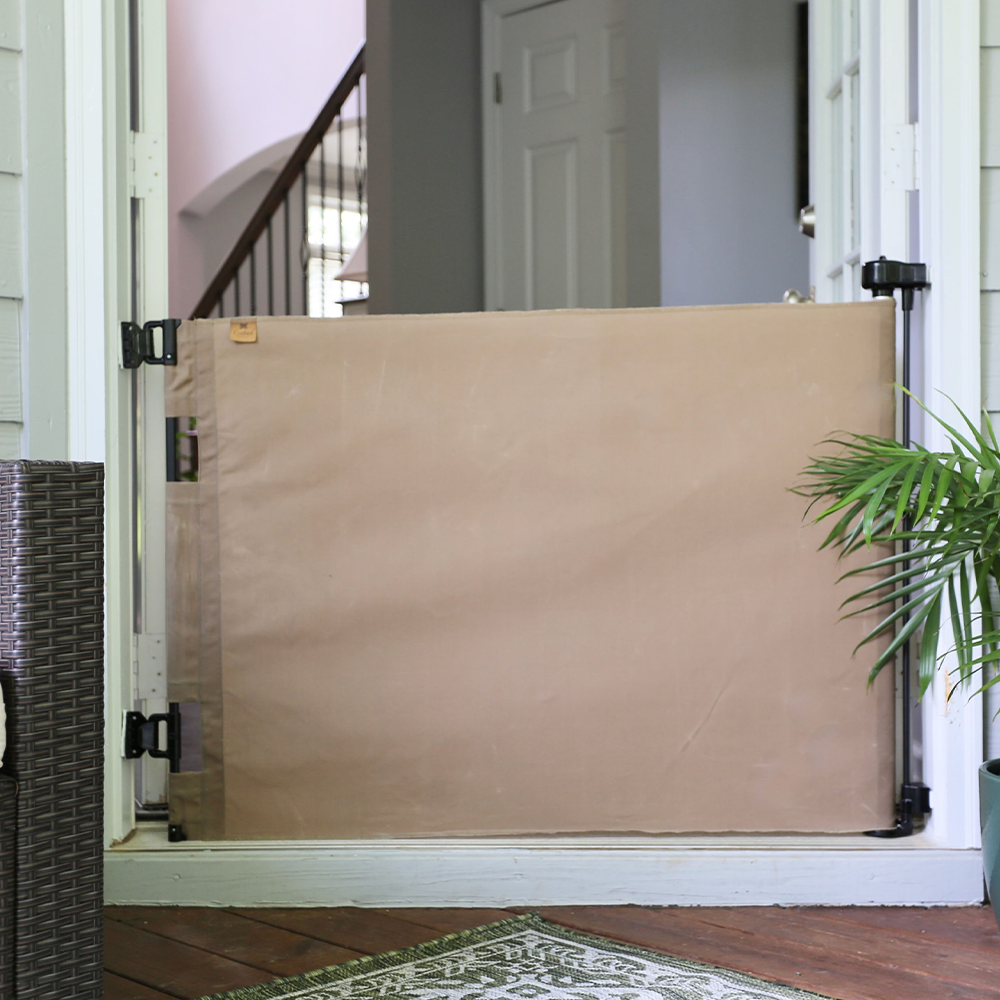 Oil Waxed Canvas Pet Safety Gate U292116
