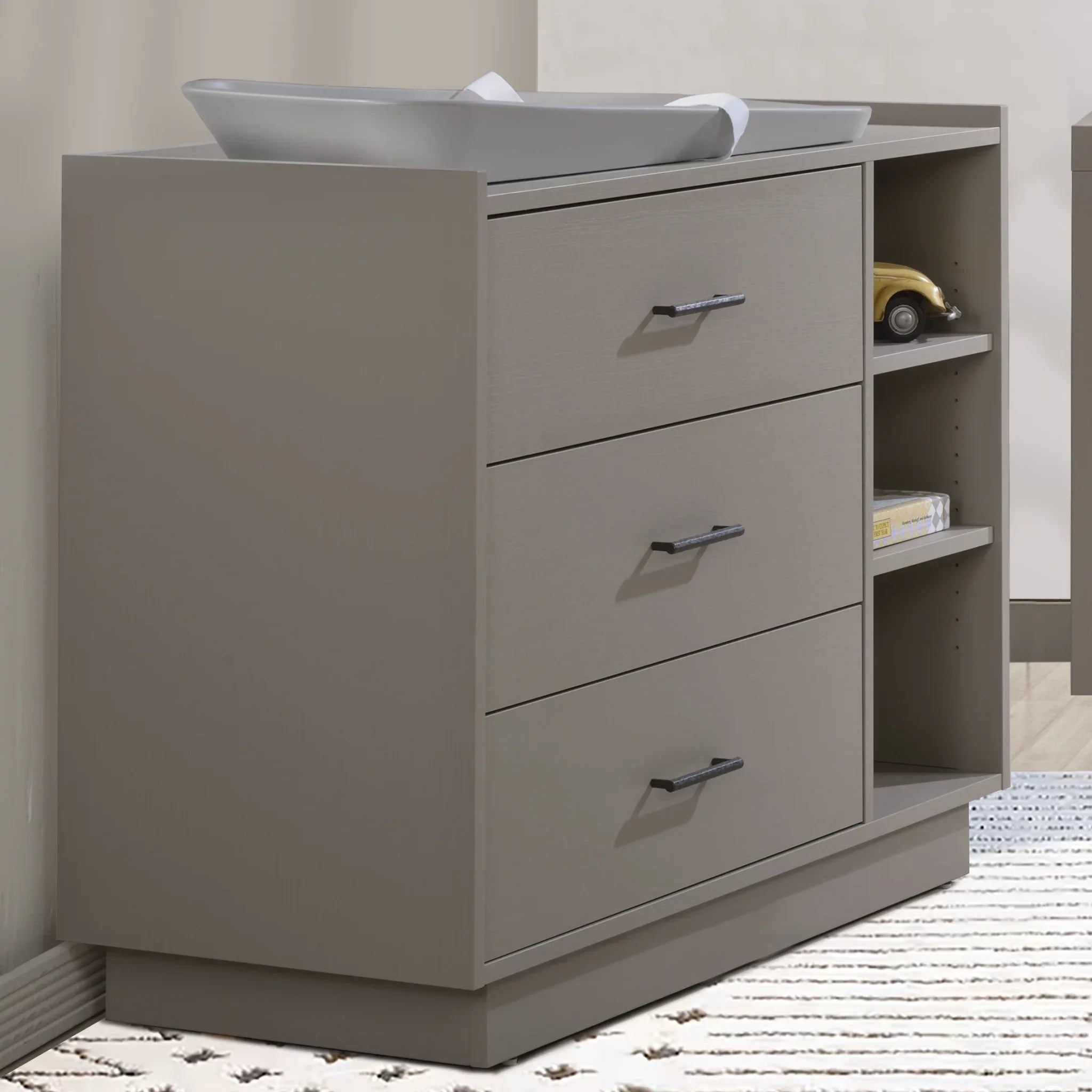 Crib-to-Double Combo Dresser C759915