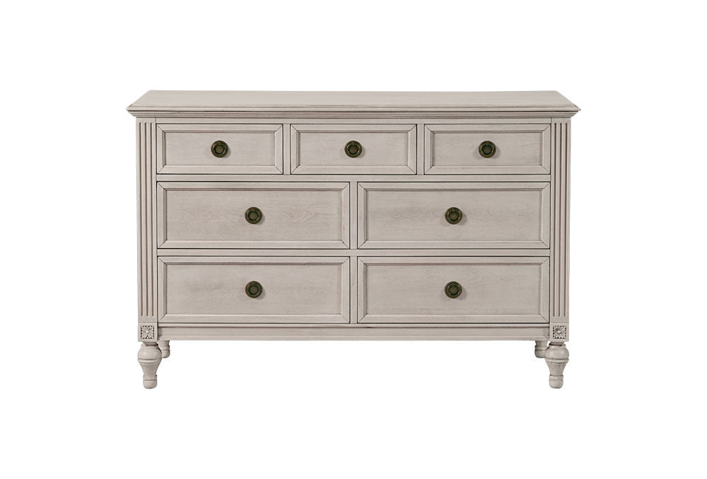 7 Drawer Dresser in Lace E535178