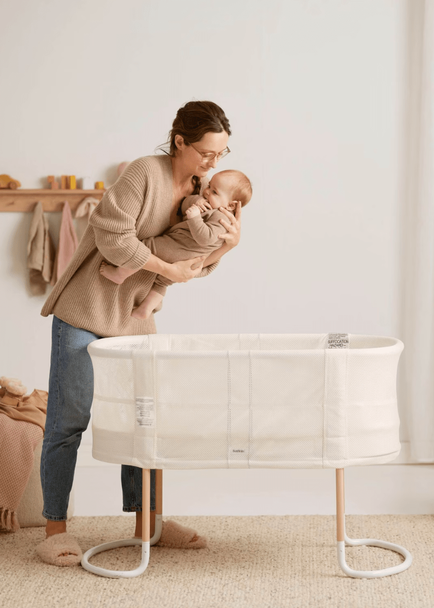 Baby Crib P18687