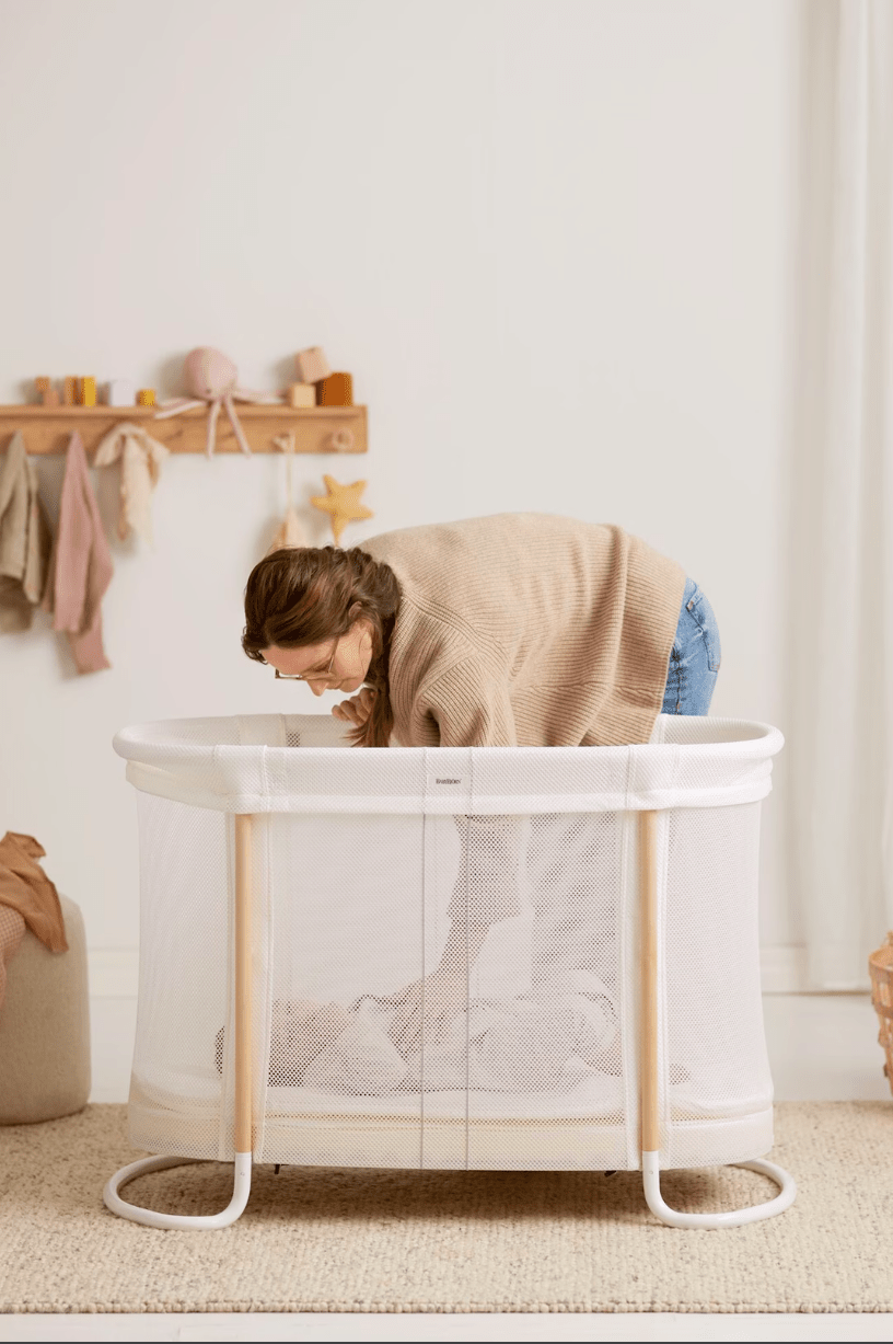 Baby Crib P18687